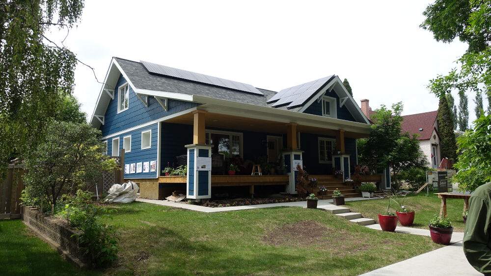 A home on the 2023 tour that has rennovated all the way to NZE